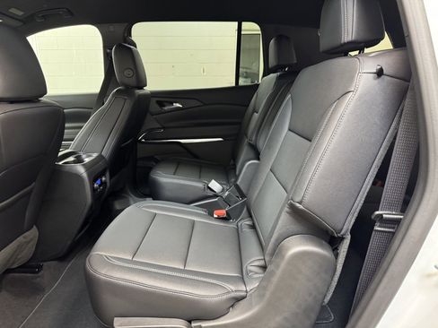 New 2026 Chevrolet Traverse LT w/ Driver Confidence Package image 17