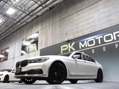 Used 2016 BMW 740i image 75