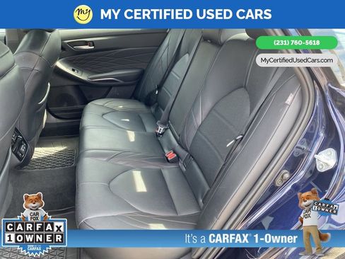 Used 2022 Toyota Avalon Limited FWD image 18