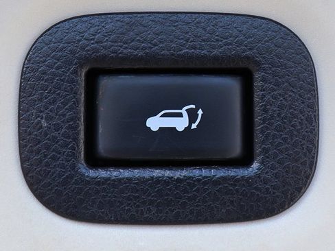 Used 2019 Nissan Rogue SV FWD image 26