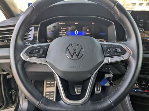 Used 2025 Volkswagen Jetta Sport image 17