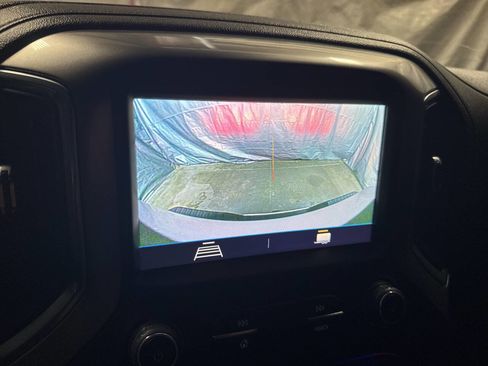 Used 2023 Chevrolet Silverado 2500 LT w/ Convenience Package image 21