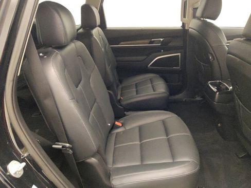 Used 2021 Kia Telluride EX w/ EX Premium Package image 19