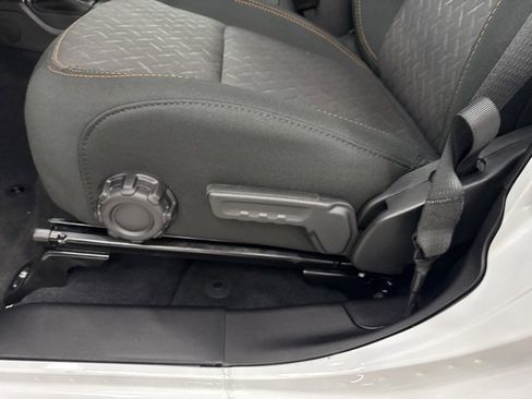 New 2025 Jeep Gladiator Mojave w/ Convenience Group image 10