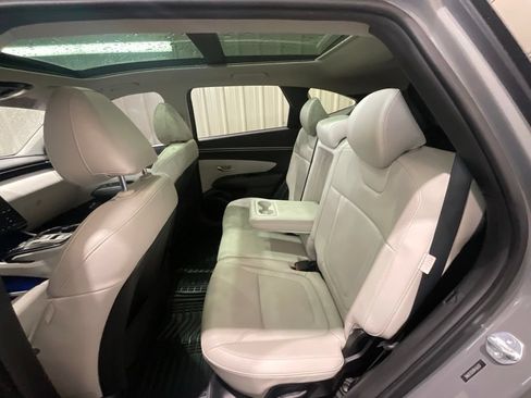 Used 2024 Hyundai Tucson Limited FWD image 12