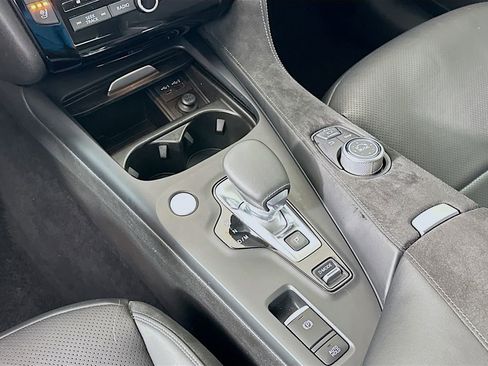 Used 2022 INFINITI QX50 Sensory image 17