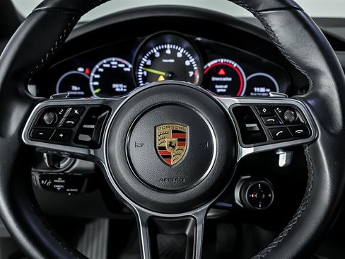 Used 2023 Porsche Cayenne AWD/4WD image 22
