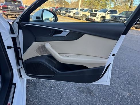 Used 2018 Audi A4 2.0T Ultra Premium Plus w/ Premium Plus Package image 10