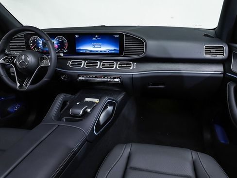 New 2025 Mercedes-Benz GLE 450 4MATIC image 8
