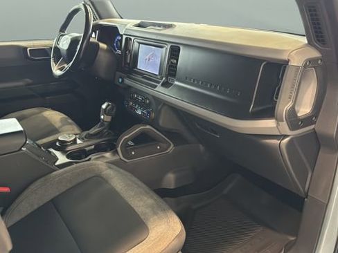 Used 2022 Ford Bronco Big Bend image 15