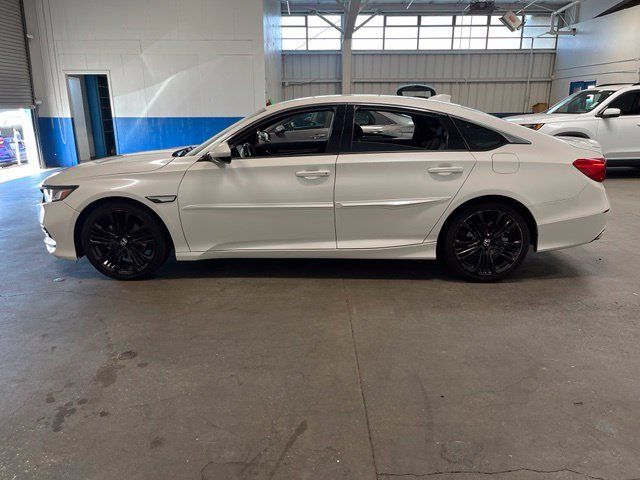 Used 2020 Honda Accord Sport image 6