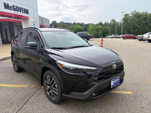 New 2026 Toyota Corolla Cross XLE AWD/4WD image 7