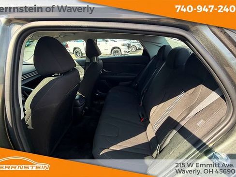 Used 2024 Hyundai Elantra SEL FWD image 20