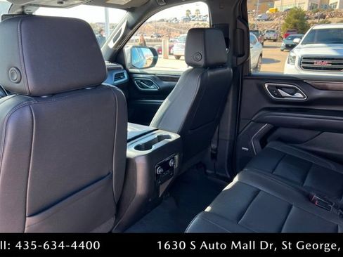 Used 2022 Chevrolet Suburban Z71 image 19