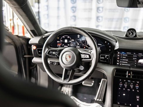 Used 2022 Porsche Taycan GTS image 38