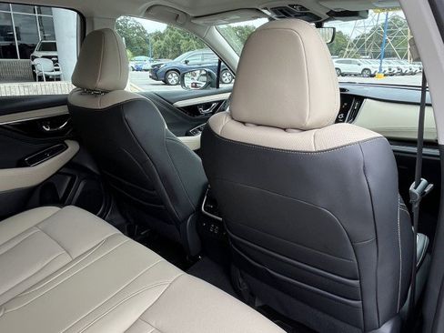 Certified 2025 Subaru Outback Limited image 12