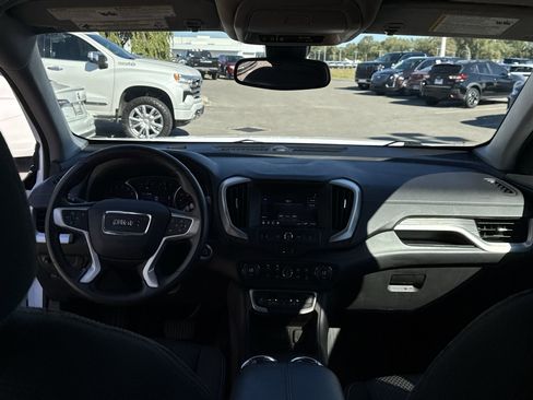 Certified 2023 GMC Terrain SLE w/ Driver Convenience Package image 20