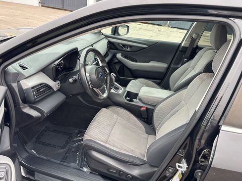 Certified 2023 Subaru Outback Premium image 9