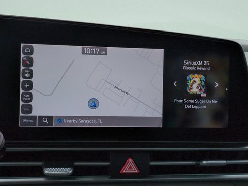 Certified 2024 Hyundai Elantra SEL FWD image 17
