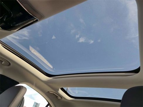 Certified 2025 Mercedes-Benz E 350 4MATIC Sedan image 19