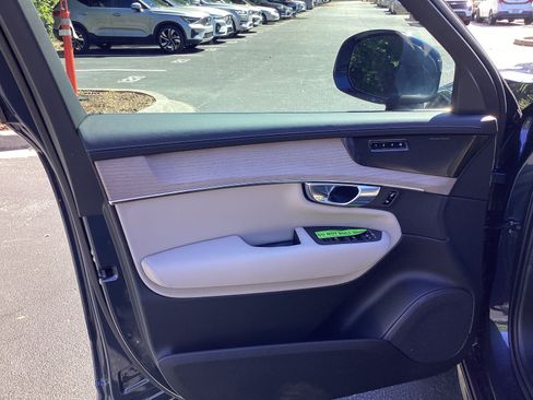 Certified 2026 Volvo XC90 B6 Plus w/ Protection Package Premier AWD/4WD image 13