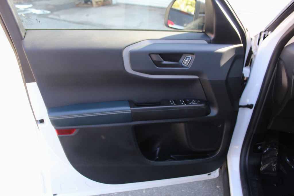 Used 2021 Ford Bronco Sport Outer Banks AWD/4WD image 10
