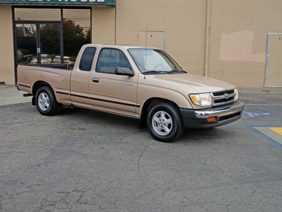 Used 2000 Toyota Tacoma 2WD Xtracab V6
