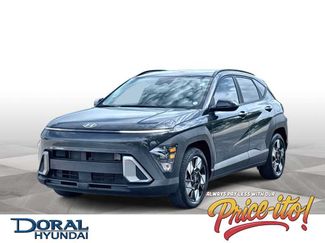 Used 2024 Hyundai Kona SEL FWD video 1