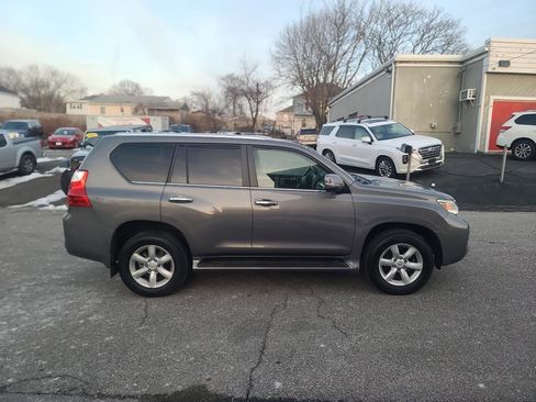 Used 2011 Lexus GX 460 w/ Comfort Plus Pkg image 8