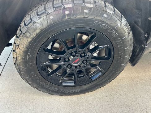 Used 2022 Toyota Tundra Limited w/ TRD Off-Road Package AWD/4WD image 16