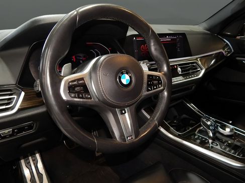 Used 2019 BMW X5 xDrive40i w/ M Sport Package AWD/4WD image 16