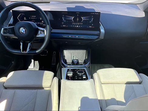 Used 2025 BMW X3 xDrive30i AWD/4WD image 16