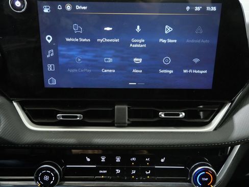 Used 2025 Chevrolet Equinox LT image 20