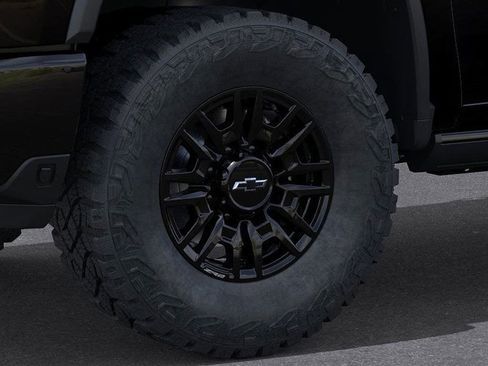 New 2026 Chevrolet Silverado 2500 ZR2 image 9