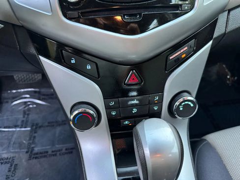 Used 2012 Chevrolet Cruze LS w/ Connectivity Package image 16