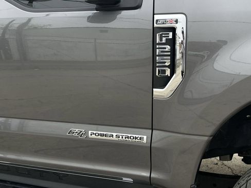 Used 2021 Ford F250 XL w/ STX Appearance Package image 29