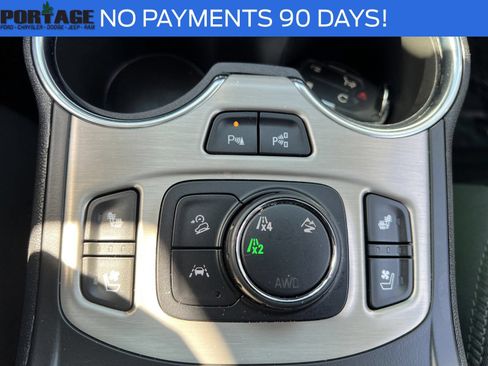 Used 2023 GMC Terrain Denali w/ LPO, Floor Liner Package AWD/4WD image 28