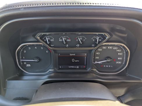 Used 2020 GMC Sierra 2500 SLE w/ X31 Off-Road Package image 18