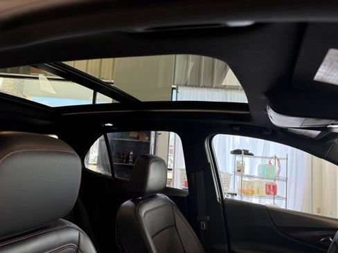 Used 2022 Chevrolet Equinox RS w/ RS Leather Package image 25