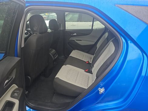 Used 2024 Chevrolet Equinox LS w/ LS Convenience Package FWD image 4