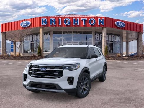 Used 2026 Ford Explorer Active w/ Active Comfort Package AWD/4WD image 4