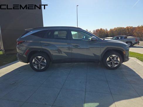 Certified 2026 Hyundai Tucson SEL AWD/4WD image 6