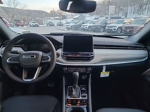 New 2026 Jeep Compass Limited w/ Sun, Sound & Navigation Group image 18