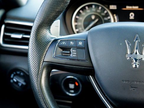 Used 2022 Maserati Ghibli Modena Q4 image 39