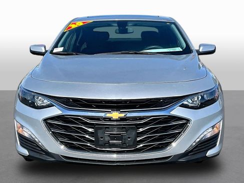 Used 2020 Chevrolet Malibu LT FWD image 3