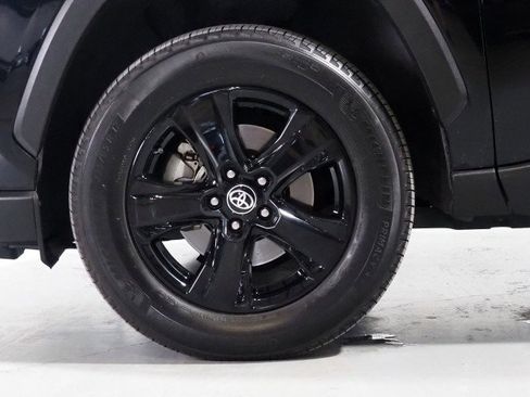 Used 2023 Toyota RAV4 XLE image 38