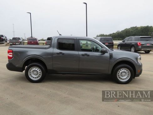 Used 2022 Ford Maverick XL image 7