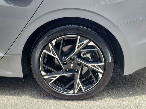 Used 2025 Kia K5 GT-Line w/ GT-Line Premium Package FWD image 5