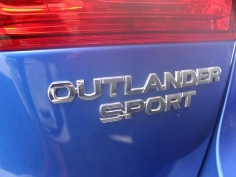 Used 2018 Mitsubishi Outlander Sport LE FWD image 7