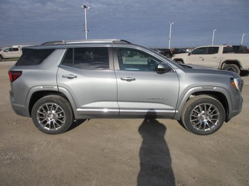 New 2026 GMC Terrain Denali image 3
